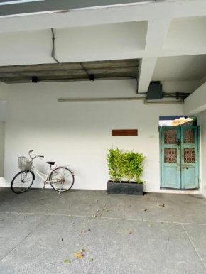 Villa S